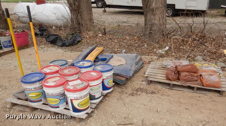 image for item LS9068 (34) Brick Form stamps