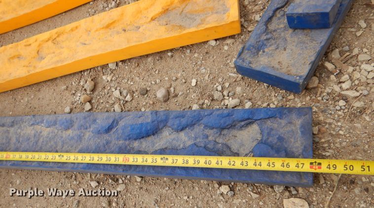 image for item LS9068 (34) Brick Form stamps