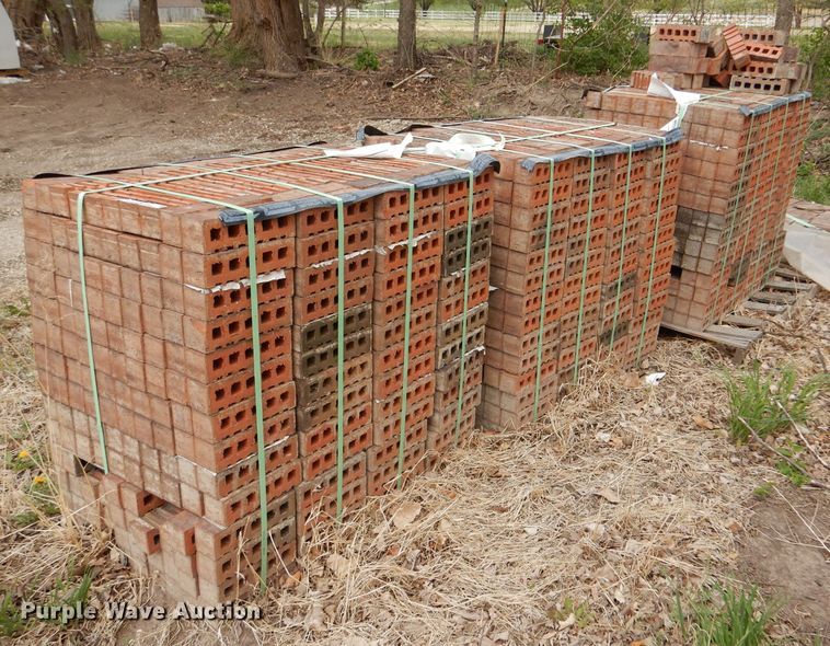 image for item LS9073 Acme Brick  Approximately 1,700 Acme Highland Gray Western King bricks