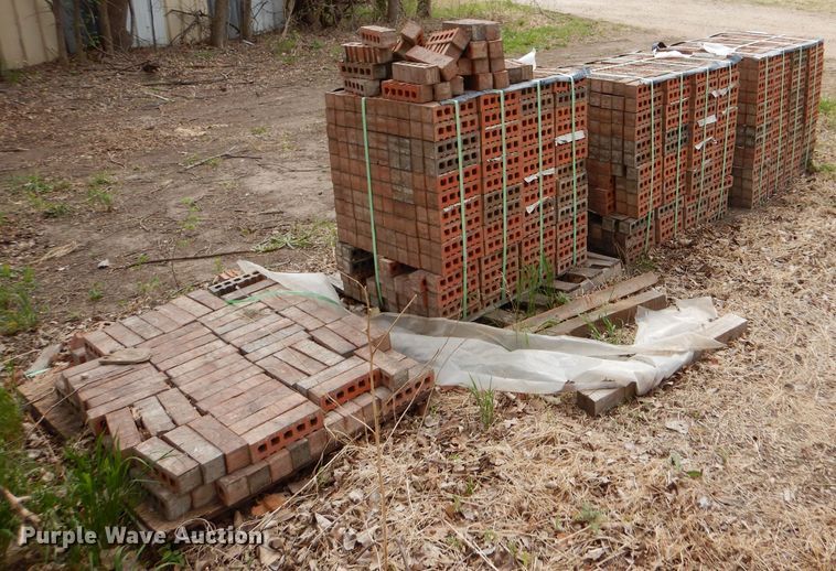 image for item LS9073 Acme Brick  Approximately 1,700 Acme Highland Gray Western King bricks