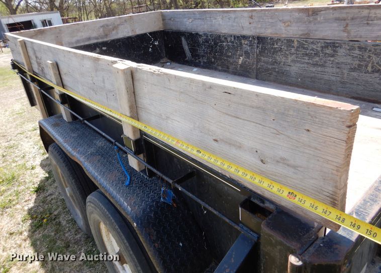 image for item LS9074 2002 Titan  dump trailer