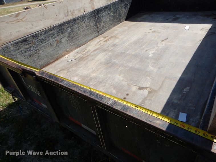 image for item LS9074 2002 Titan  dump trailer