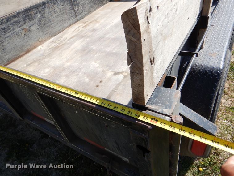 image for item LS9074 2002 Titan  dump trailer