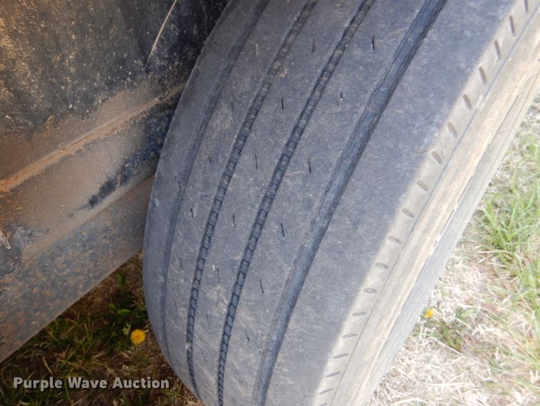 image for item LS9074 2002 Titan  dump trailer