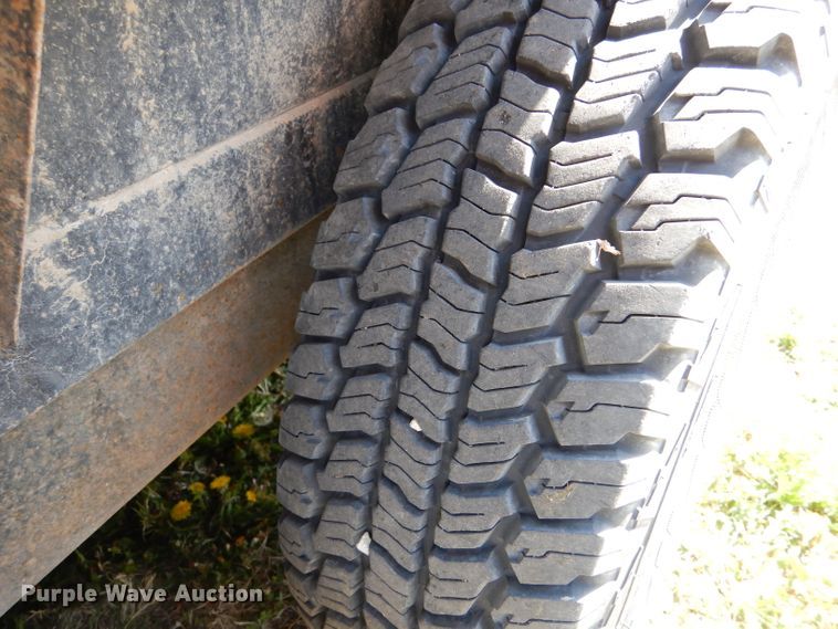 image for item LS9074 2002 Titan  dump trailer