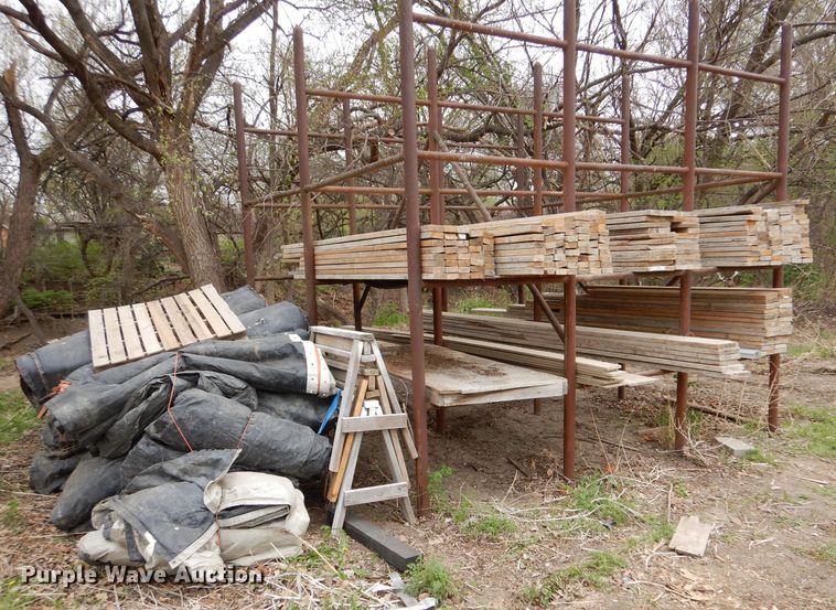 image for item LS9083 Building materials