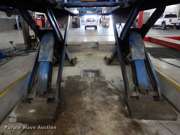 image for item LS9086 2005 Nussbaum Uni-Lift 13000  automotive lift
