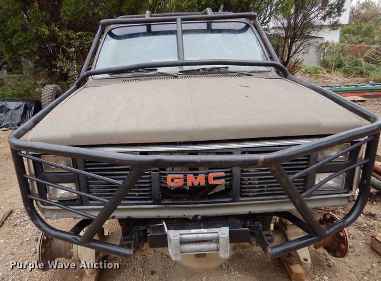 image for item LS9098 1985 GMC Jimmy  SUV