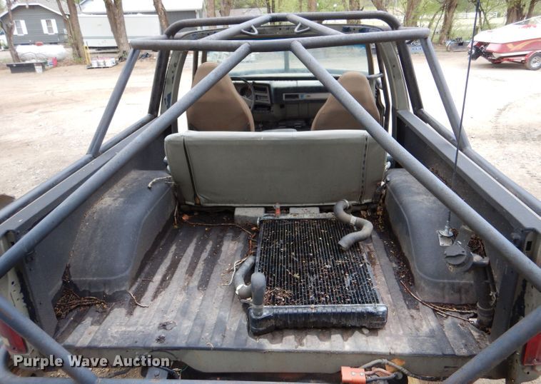 image for item LS9098 1985 GMC Jimmy  SUV