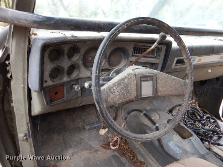 image for item LS9098 1985 GMC Jimmy  SUV