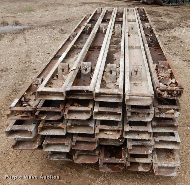 image for item LS9102 (29) steel concrete forms