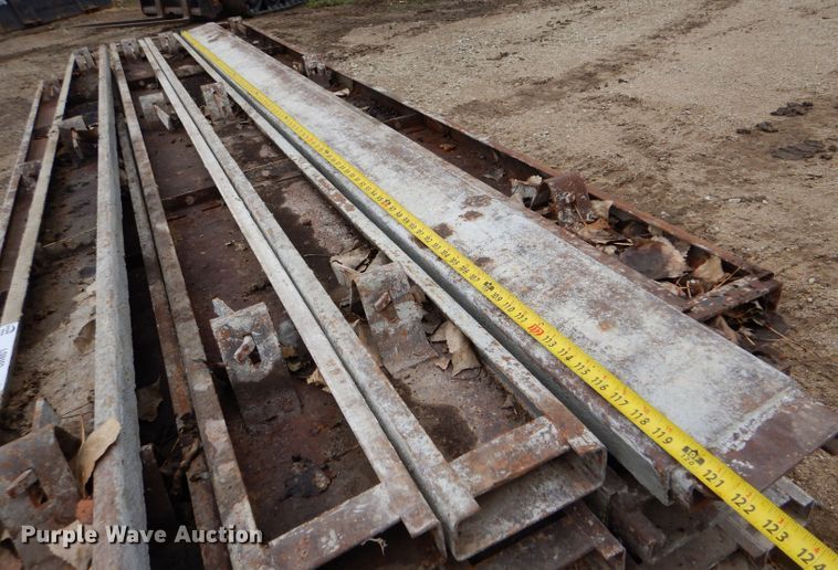 image for item LS9102 (29) steel concrete forms