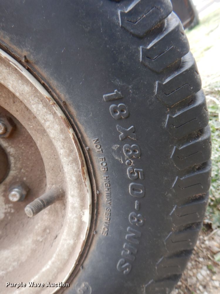 image for item MF9039 2008 Yamaha YDRA  golf cart