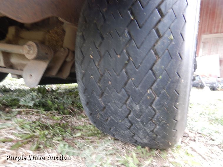 image for item MF9039 2008 Yamaha YDRA  golf cart