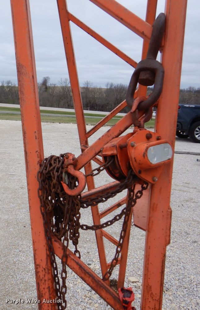 image for item MF9044 A-frame hoist