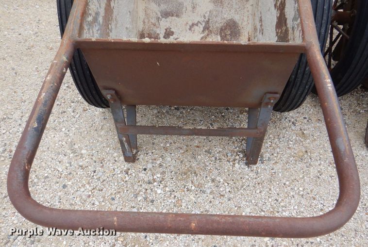 image for item MF9048 (4) Georgia Buggies steel wheelbarrows