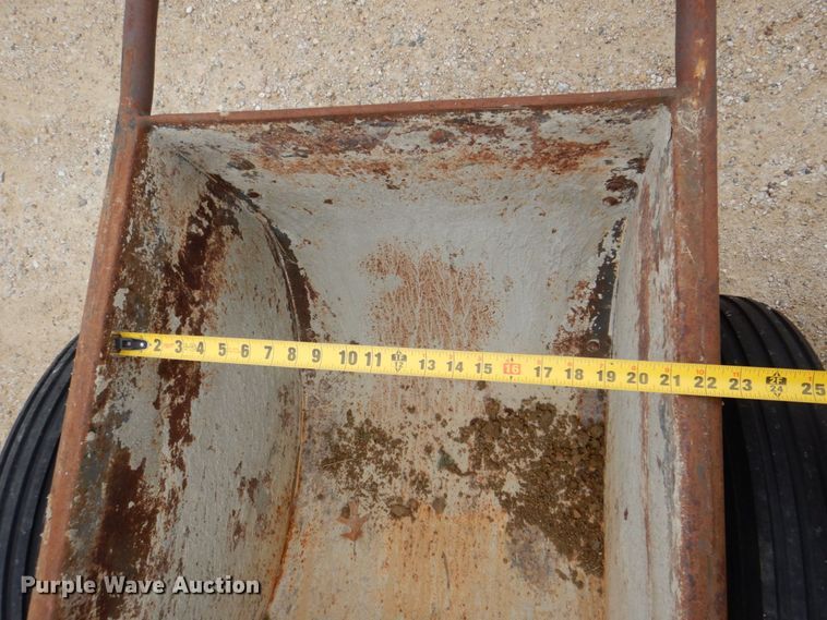 image for item MF9048 (4) Georgia Buggies steel wheelbarrows