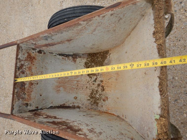 image for item MF9048 (4) Georgia Buggies steel wheelbarrows