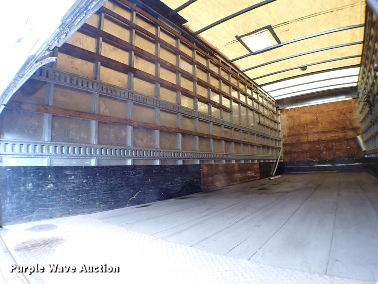 image for item MF9292 2014 Peterbilt 337  box truck