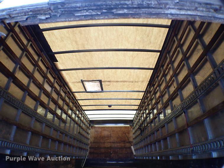 image for item MF9292 2014 Peterbilt 337  box truck