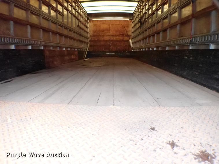 image for item MF9292 2014 Peterbilt 337  box truck