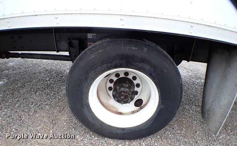 image for item MF9292 2014 Peterbilt 337  box truck