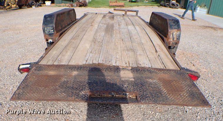 image for item MF9332 2012 Top Hat TDS20X7-14E-F  tilt deck equipment trailer