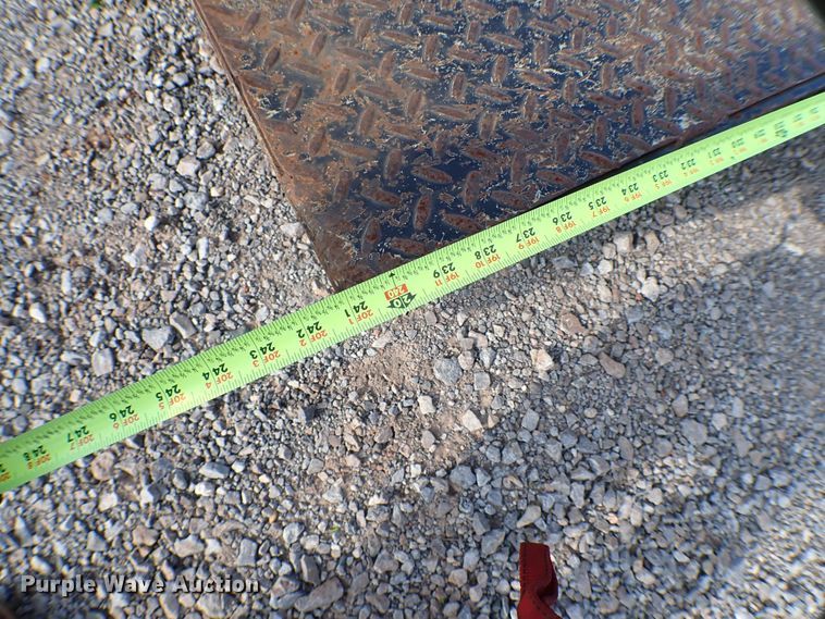 image for item MF9332 2012 Top Hat TDS20X7-14E-F  tilt deck equipment trailer