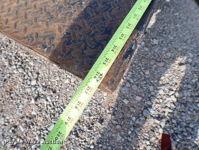 image for item MF9332 2012 Top Hat TDS20X7-14E-F  tilt deck equipment trailer