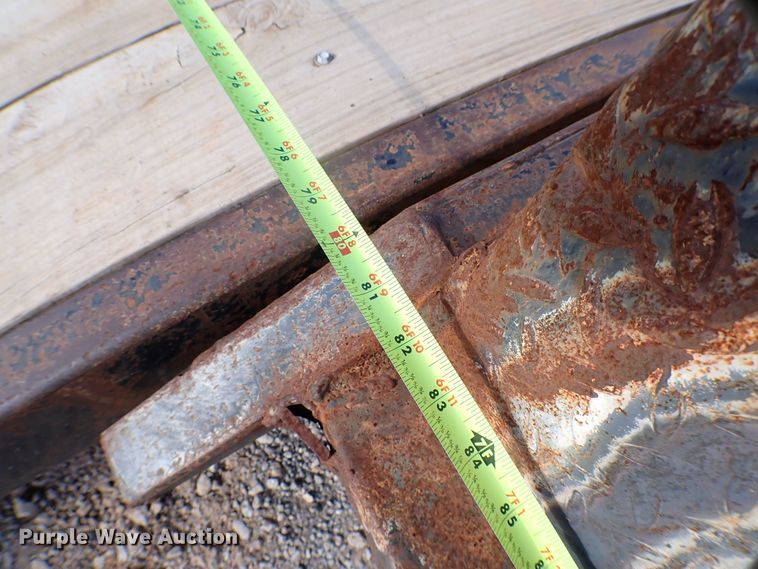 image for item MF9332 2012 Top Hat TDS20X7-14E-F  tilt deck equipment trailer