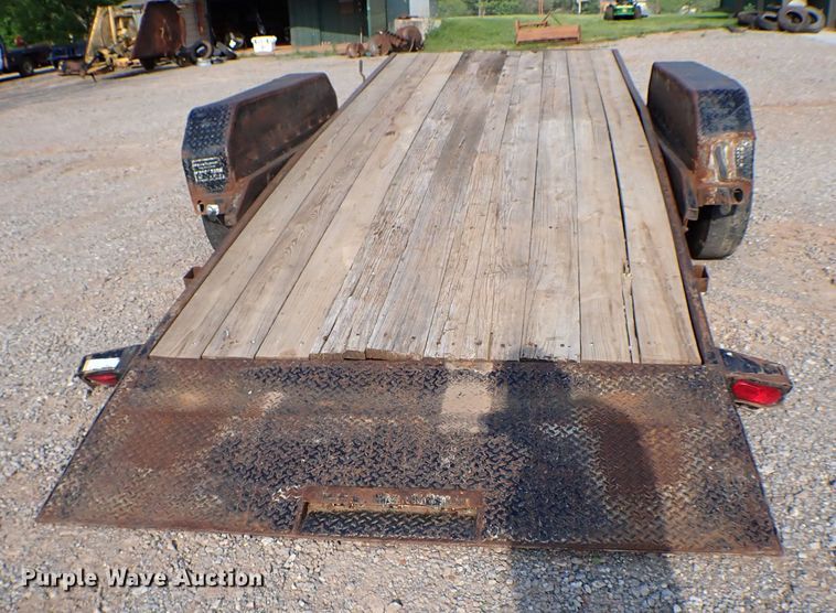 image for item MF9332 2012 Top Hat TDS20X7-14E-F  tilt deck equipment trailer