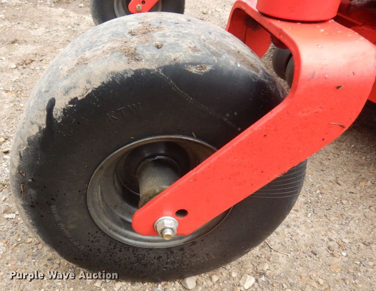 image for item MF9567 2018 Gravely Pro-Turn 460  ZTR lawn mower