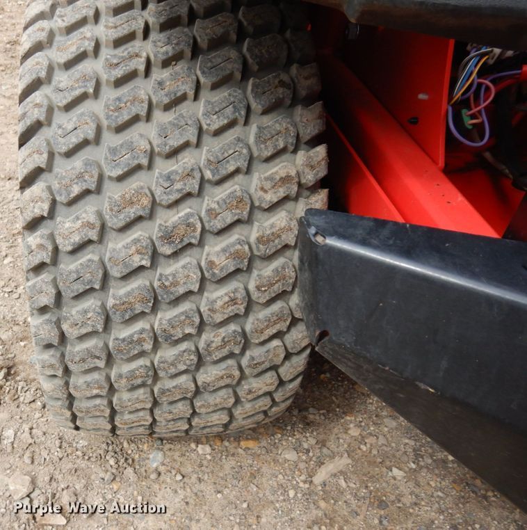 image for item MF9567 2018 Gravely Pro-Turn 460  ZTR lawn mower