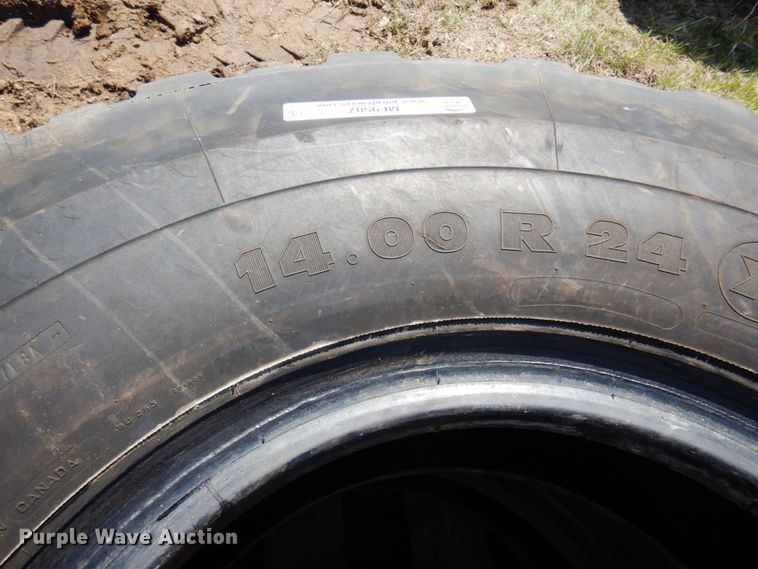 image for item MF9587 (2) 14.00R24 tires