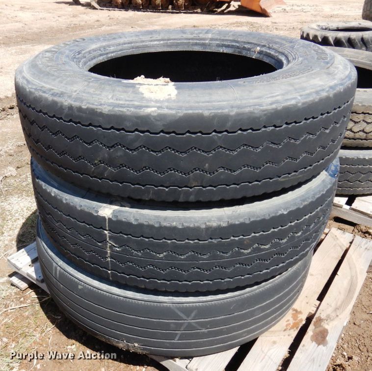 image for item MF9589 (15) tires