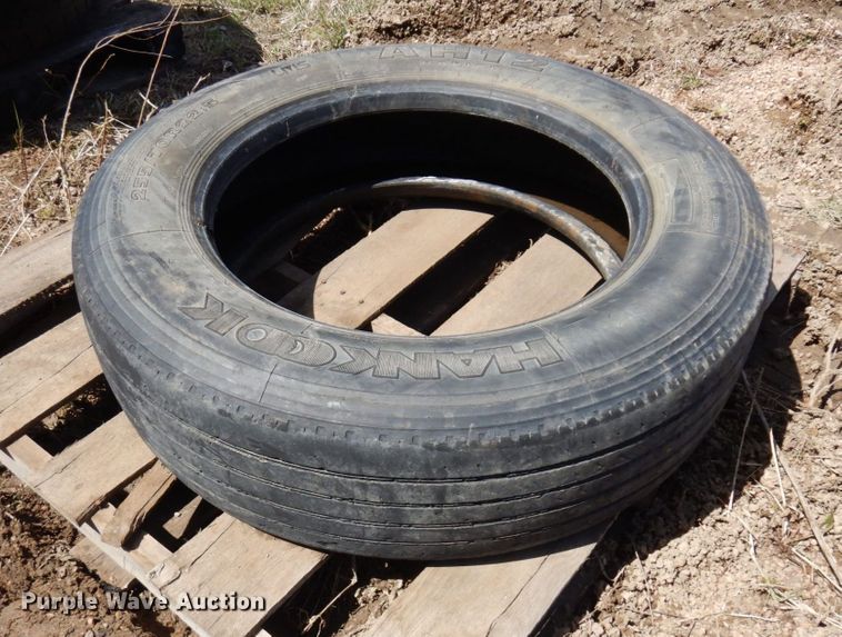 image for item MF9589 (15) tires