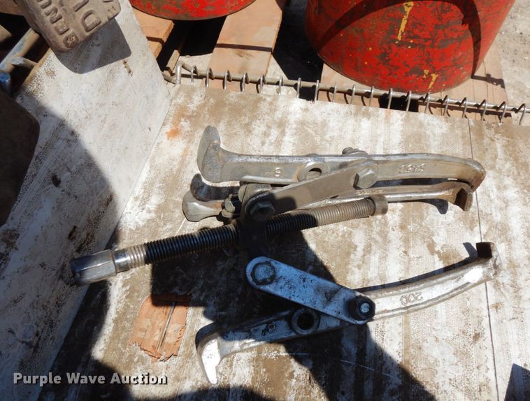 image for item MF9591 Tools