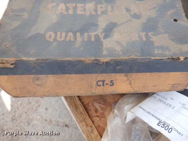 image for item MF9593 Caterpillar 637  scraper parts