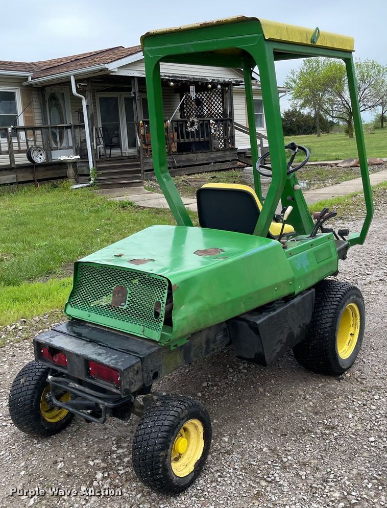image for item MJ9657 John Deere F935  lawn mower
