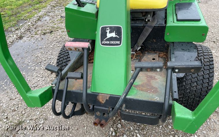 image for item MJ9657 John Deere F935  lawn mower