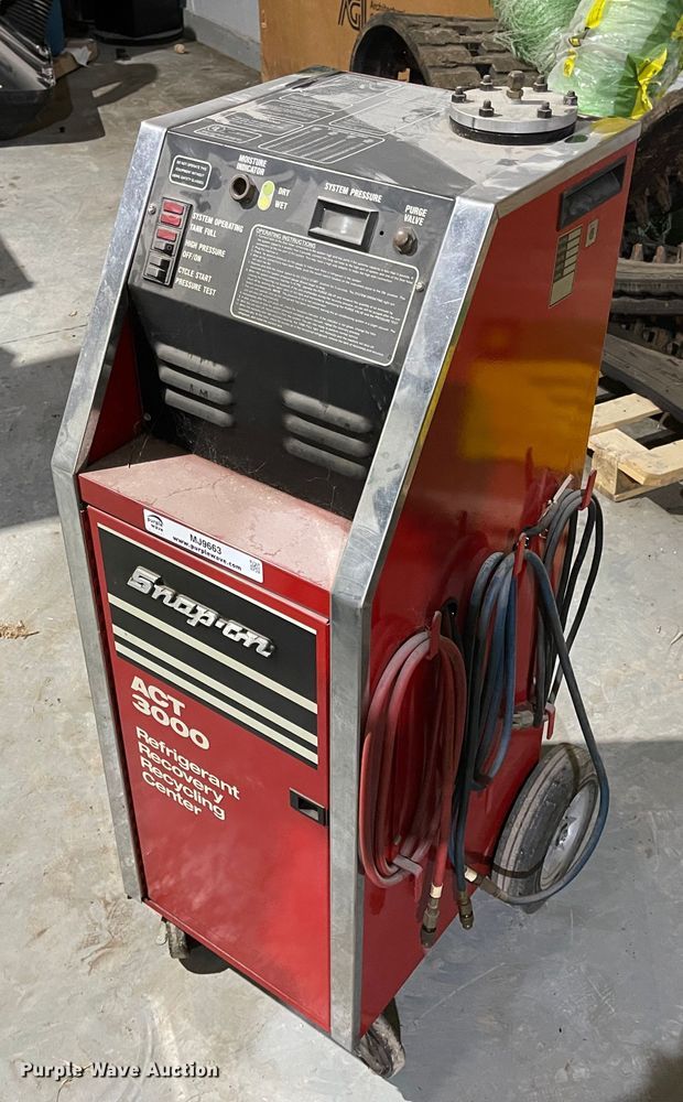image for item MJ9663 Snap-on ACT 3000  refrigerant exchanger