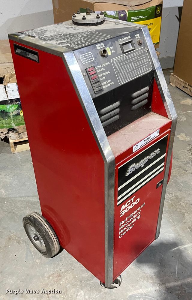 image for item MJ9663 Snap-on ACT 3000  refrigerant exchanger