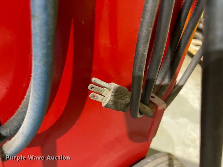 image for item MJ9663 Snap-on ACT 3000  refrigerant exchanger