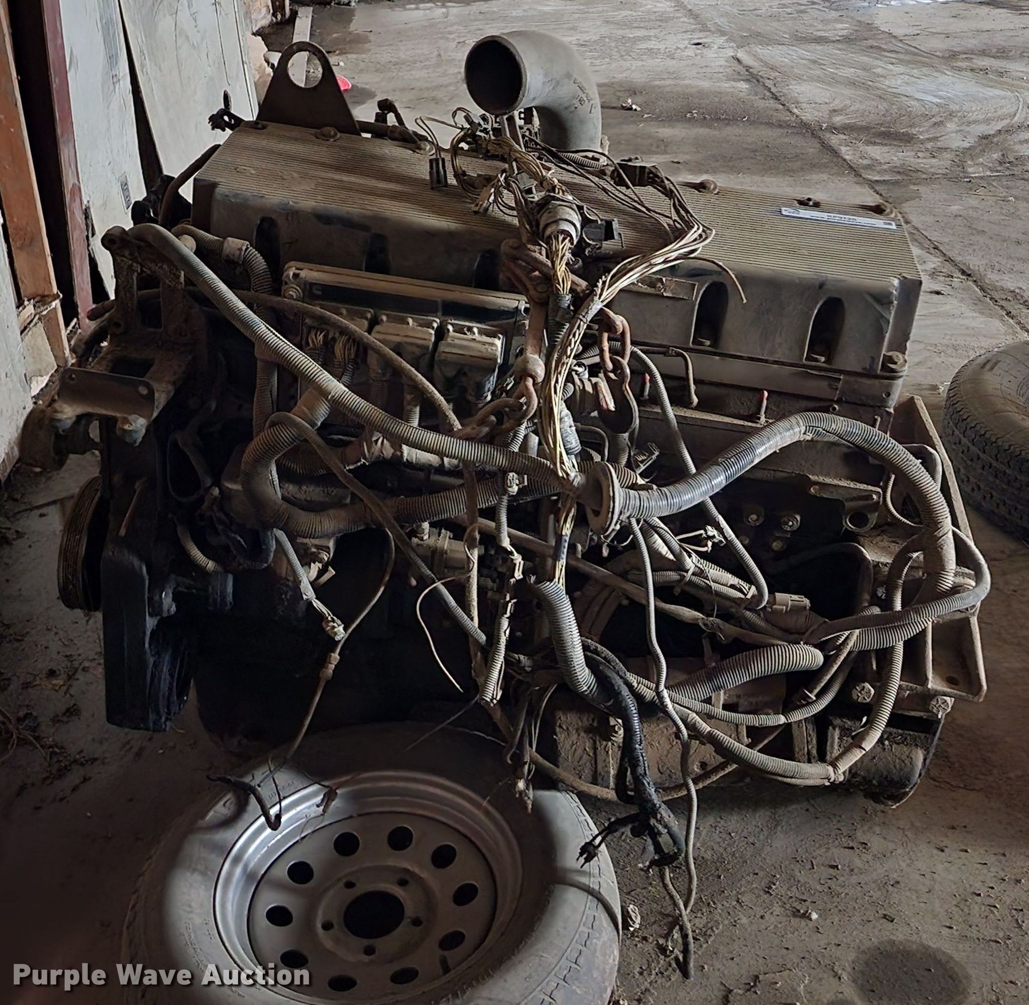 (2) diesel engines in Odessa, MO Item KF9125 sold Purple Wave