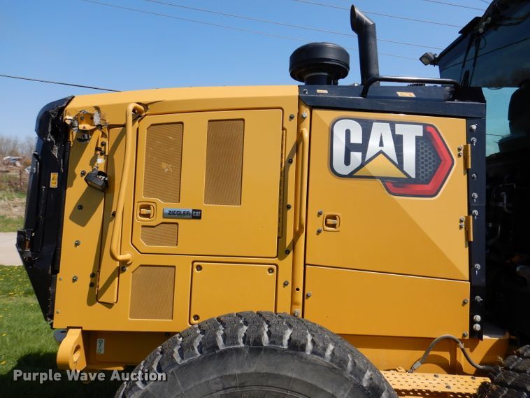 image for item DA7210 2020 Caterpillar 140  motor grader