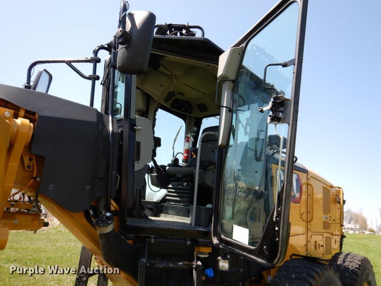 image for item DA7210 2020 Caterpillar 140  motor grader