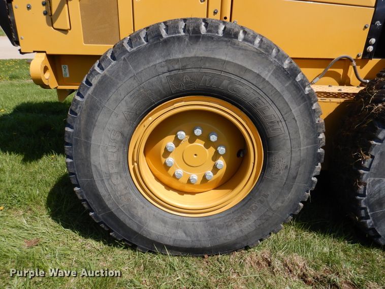 image for item DA7210 2020 Caterpillar 140  motor grader