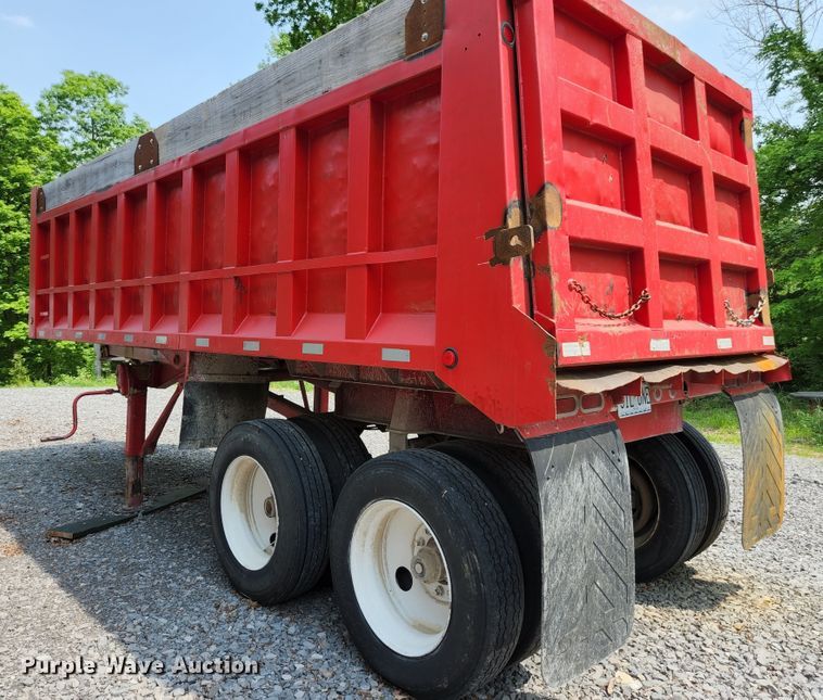 image for item DI1222 1997 Warren  end dump trailer