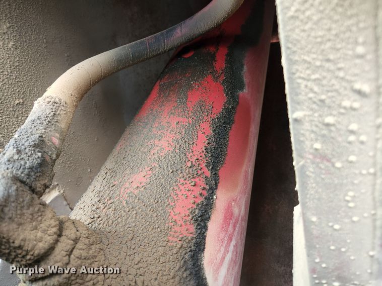 image for item DI1222 1997 Warren  end dump trailer