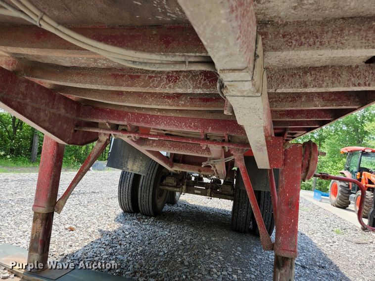 image for item DI1222 1997 Warren  end dump trailer